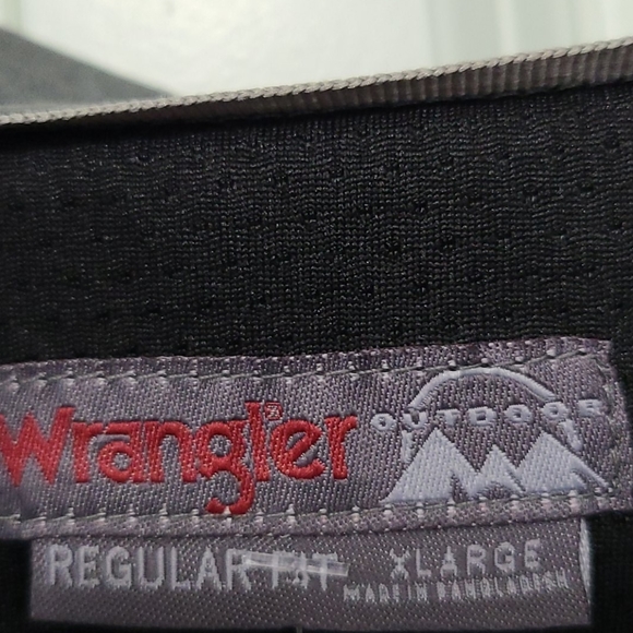 New! Wicking Button Down Shirt - Picture 7 of 11